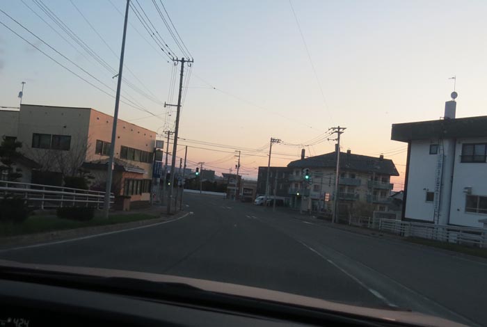 webnews今朝の北見/無加川橋を渡り南大通り交差点方向