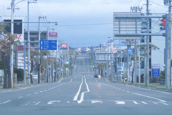 webnews今朝の北見/交差点から奥は常呂方面