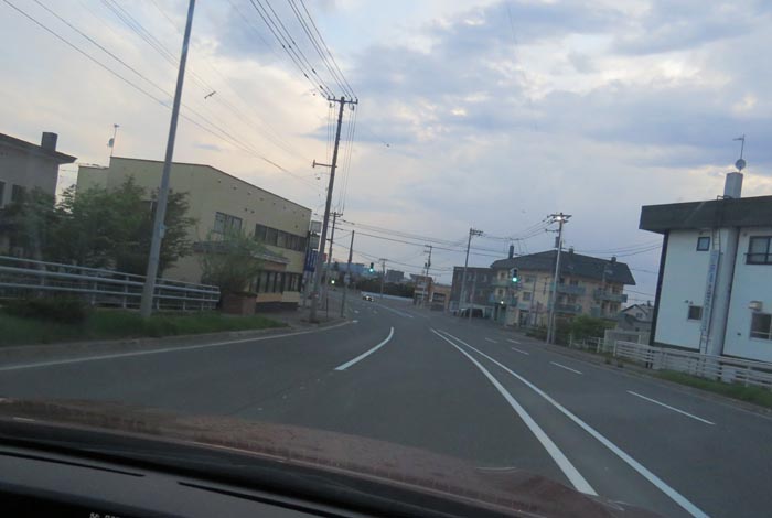 webnews今朝の北見/無加川橋を渡り南大通り交差点方向
