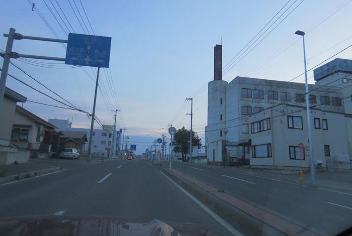 webnews今朝の北見/とん田通り、南大通り交差点から国道39号方向