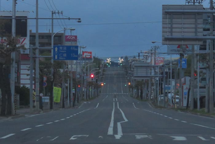 webnews今朝の北見/交差点から奥は常呂方面