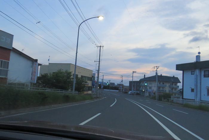 webnews今朝の北見/無加川橋を渡り南大通り交差点方向