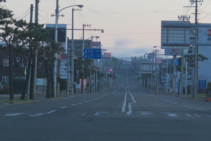 webnews今朝の北見/交差点から奥は常呂方面