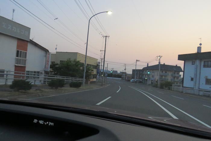 webnews今朝の北見/無加川橋を渡り南大通り交差点方向