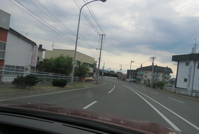 webnews今朝の北見/無加川橋を渡り南大通り交差点方向