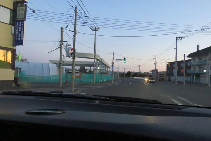 webnews今朝の北見/無加川橋を渡り南大通り交差点方向