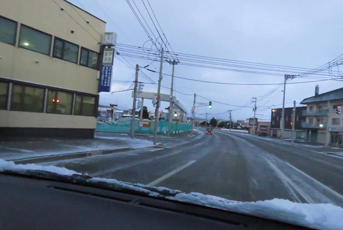 webnews今朝の北見/無加川橋を渡り南大通り交差点方向