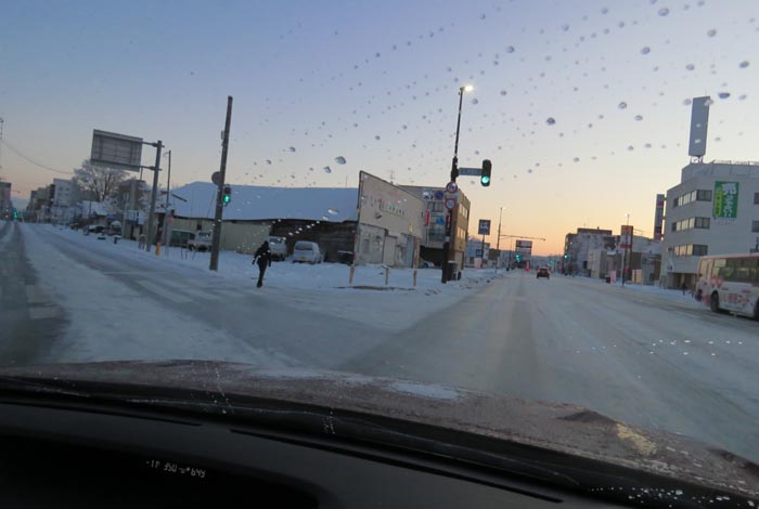 webnews今朝の北見/交差点から北4条通り側のパレスビル方向