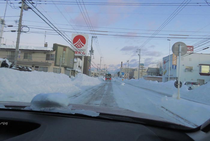 webnews今朝の北見/とん田通り、南大通り交差点から国道39号方向