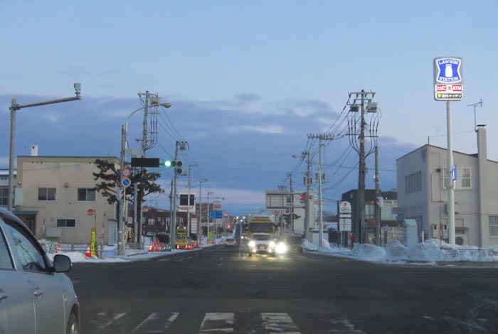 webnews今朝の北見/交差点から奥は常呂方面