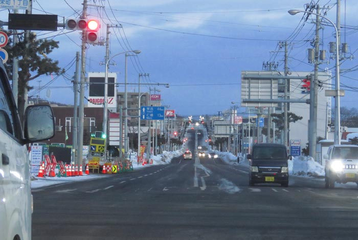 webnews今朝の北見/交差点から奥は常呂方面
