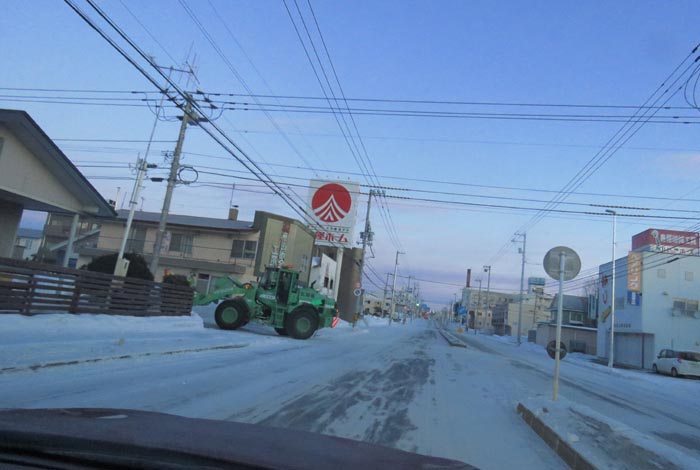 webnews今朝の北見/とん田通り、南大通り交差点から国道39号方向