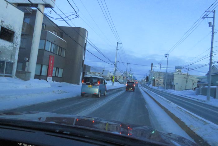 webnews今朝の北見/とん田通り、南大通り交差点から国道39号方向