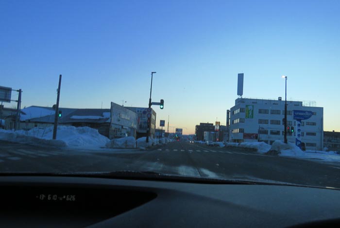 webnews今朝の北見/交差点から北4条通り側のパレスビル方向