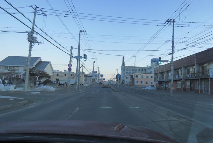 webnews今朝の北見/とん田通り、南大通り交差点から国道39号方向