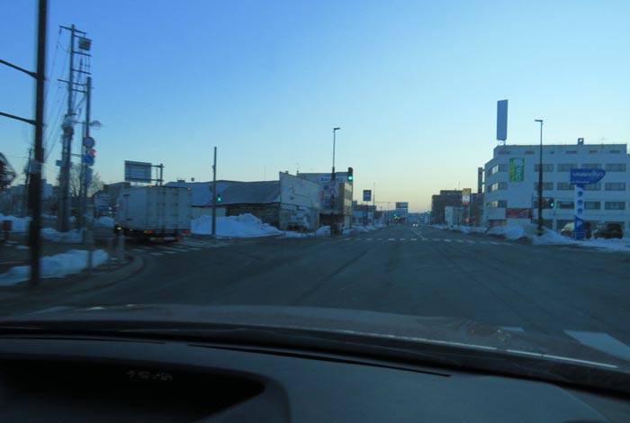 webnews今朝の北見/交差点から北4条通り側のパレスビル方向