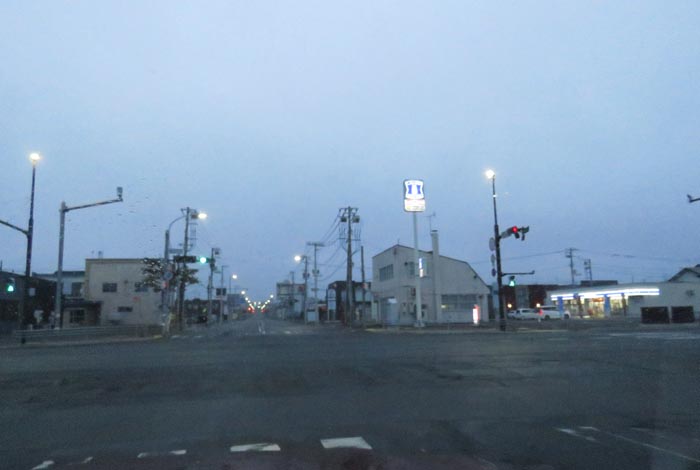 webnews今朝の北見/交差点から奥は常呂方面