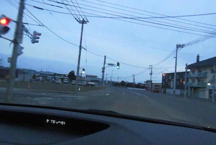 webnews今朝の北見/無加川橋を渡り南大通り交差点方向