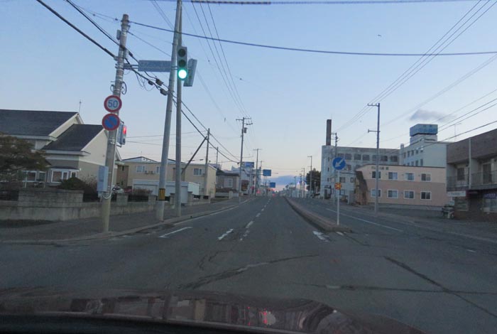 webnews今朝の北見/とん田通り、南大通り交差点から国道39号方向