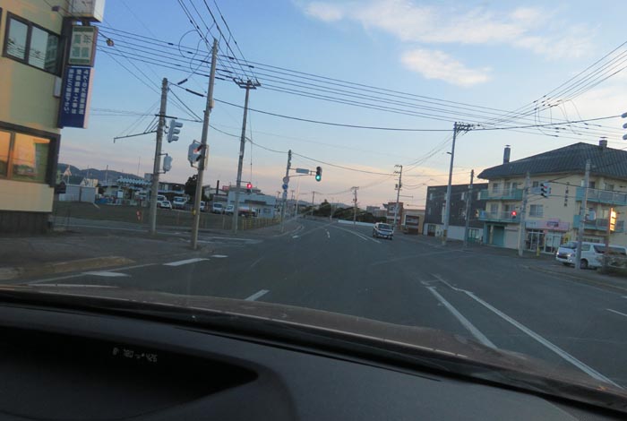 webnews今朝の北見/無加川橋を渡り南大通り交差点方向