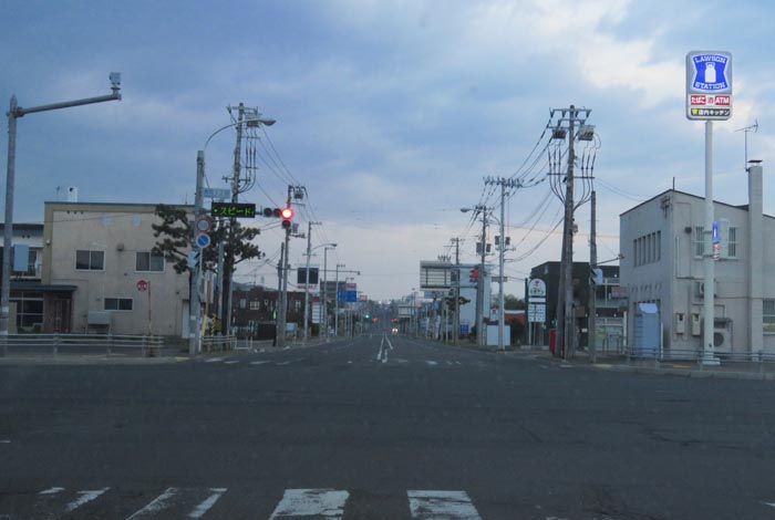 webnews今朝の北見/交差点から奥は常呂方面
