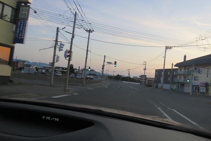 webnews今朝の北見/無加川橋を渡り南大通り交差点方向